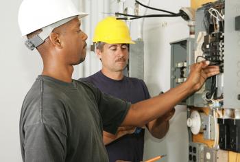 How To Make Sure You’re Hiring The Right Electrician